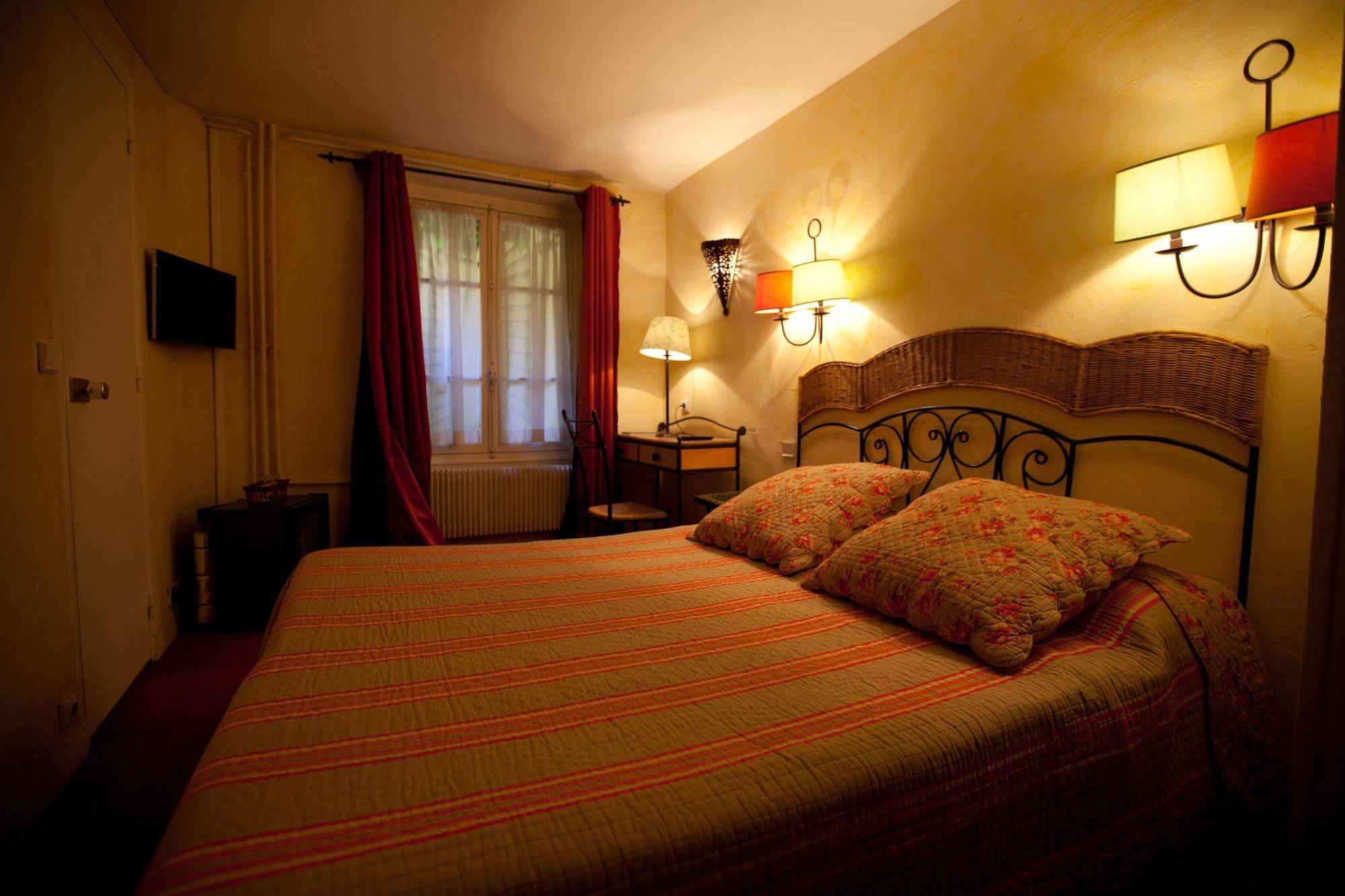 Hotel De La Tulipe Párizs Kültér fotó