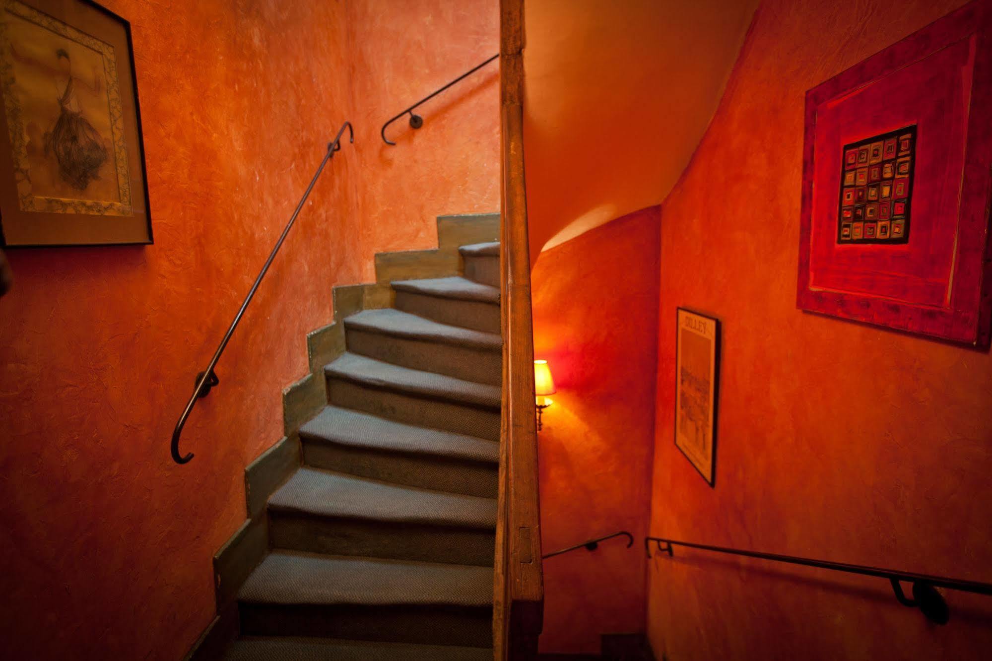Hotel De La Tulipe Párizs Kültér fotó